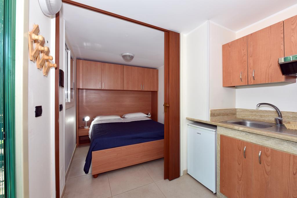 Camping La Vecchia Torre Hotel Gallipoli Bagian luar foto